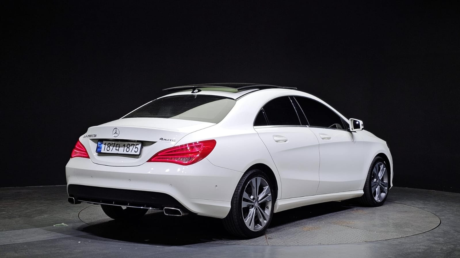Benz CLA, Viti 2015