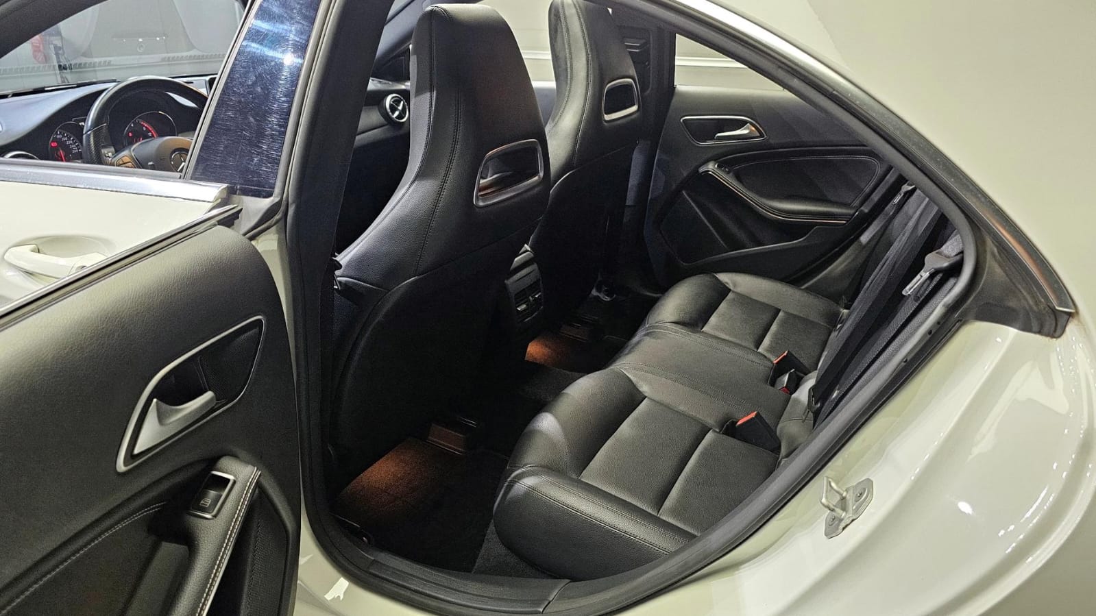 Benz CLA, Viti 2015