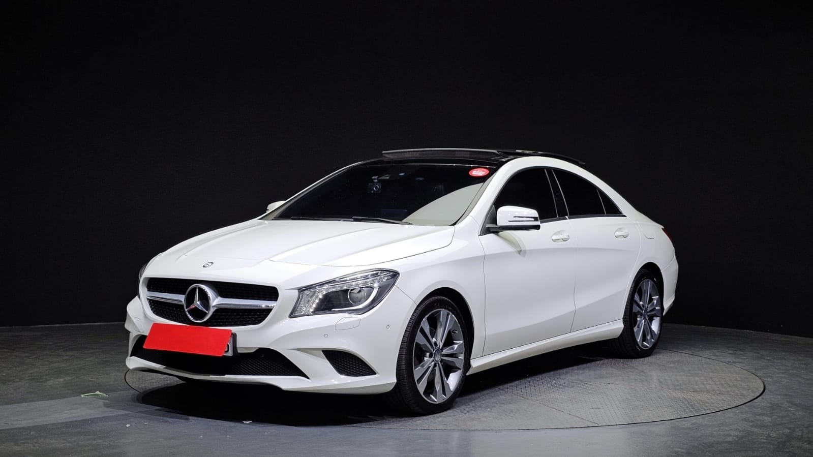 Benz CLA, Viti 2015